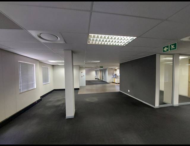 469M² OFFICE TO LET IN GREENSTONE HILL